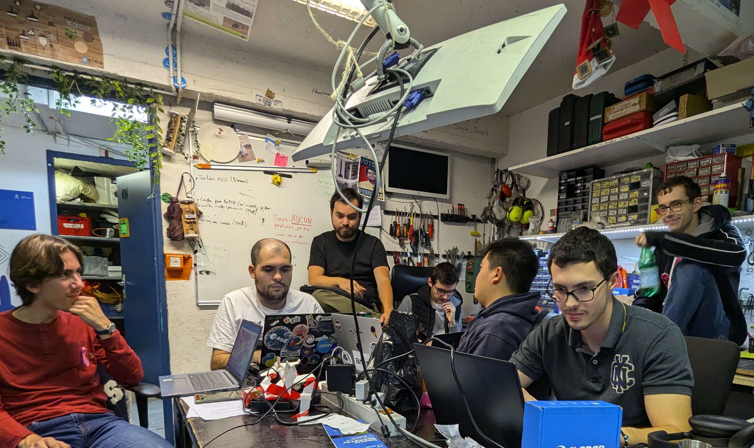 Quel avenir pour le modèle du Hacker-Space selon Air ESIEA ?